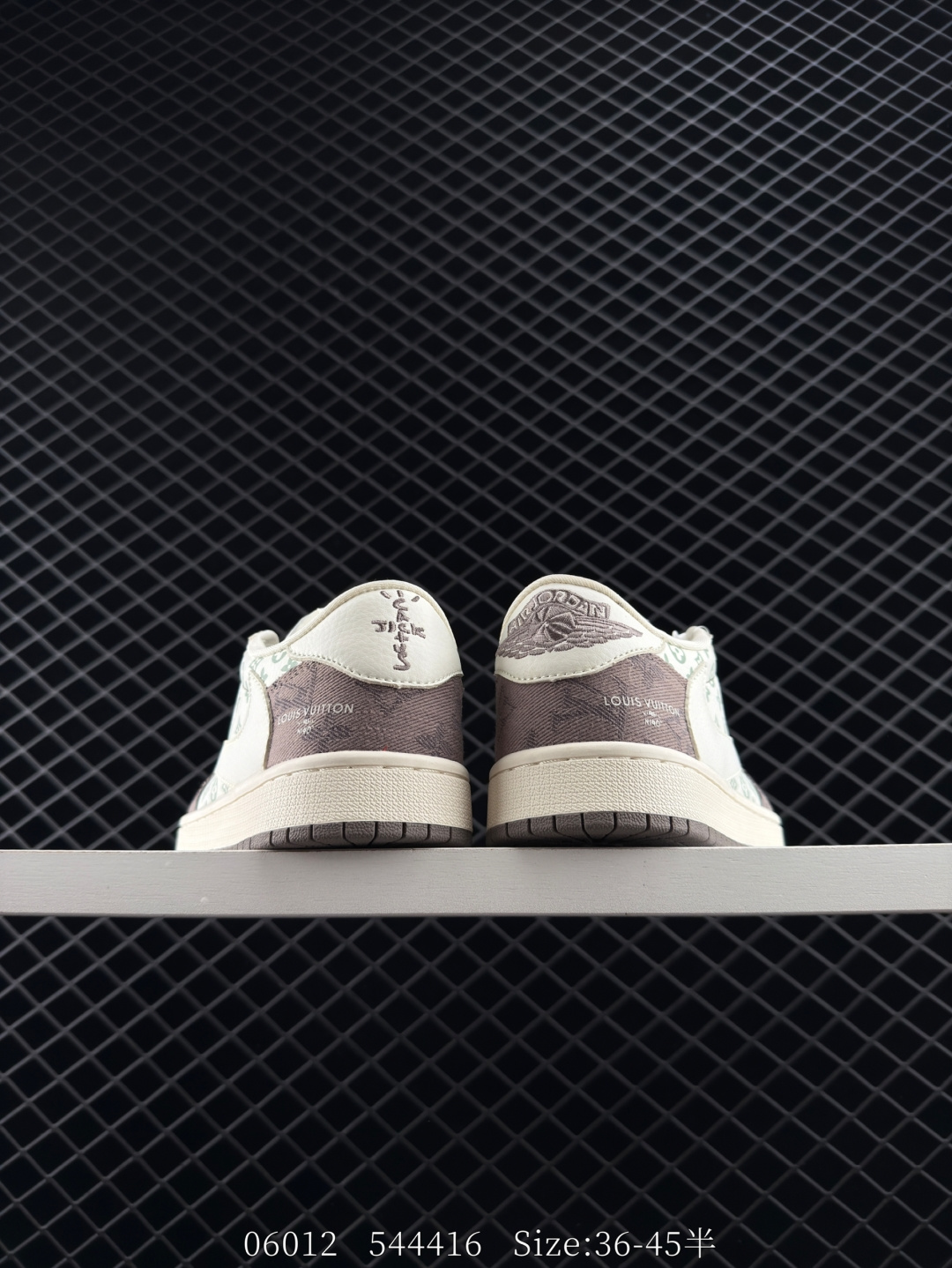 Nike Air Jordan 1 x Travis Scott AJ1